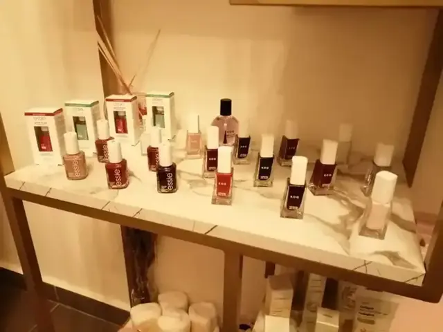 Products used by Velveties in Mastita Blat Jbeil (Byblos) - 9